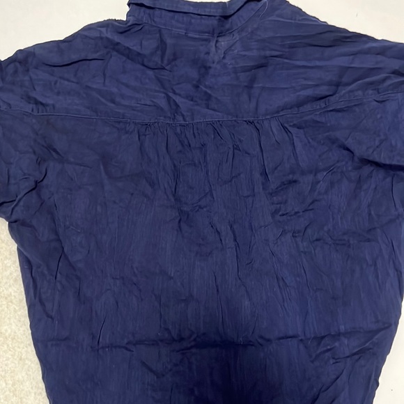 Old Navy Tie Knot Navy Linen Blend Button Down with Pleated Back Top - Picture 12 of 12